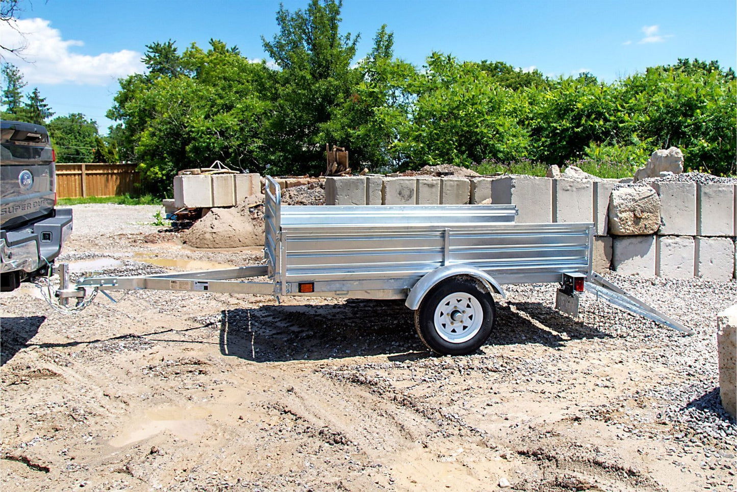 DK2 5-ft x 7-ft Steel Utility Trailer with Ramp Gate ( 1639-lb Capacity ) 2491713